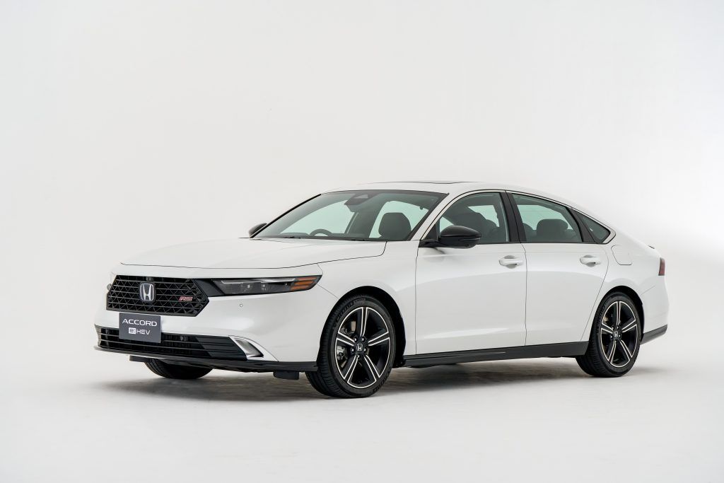 Honda Accord e:HEV 2023 สปอร์ตพรีเมียมแฟลกชิปซีดานฟูลไฮบริด
