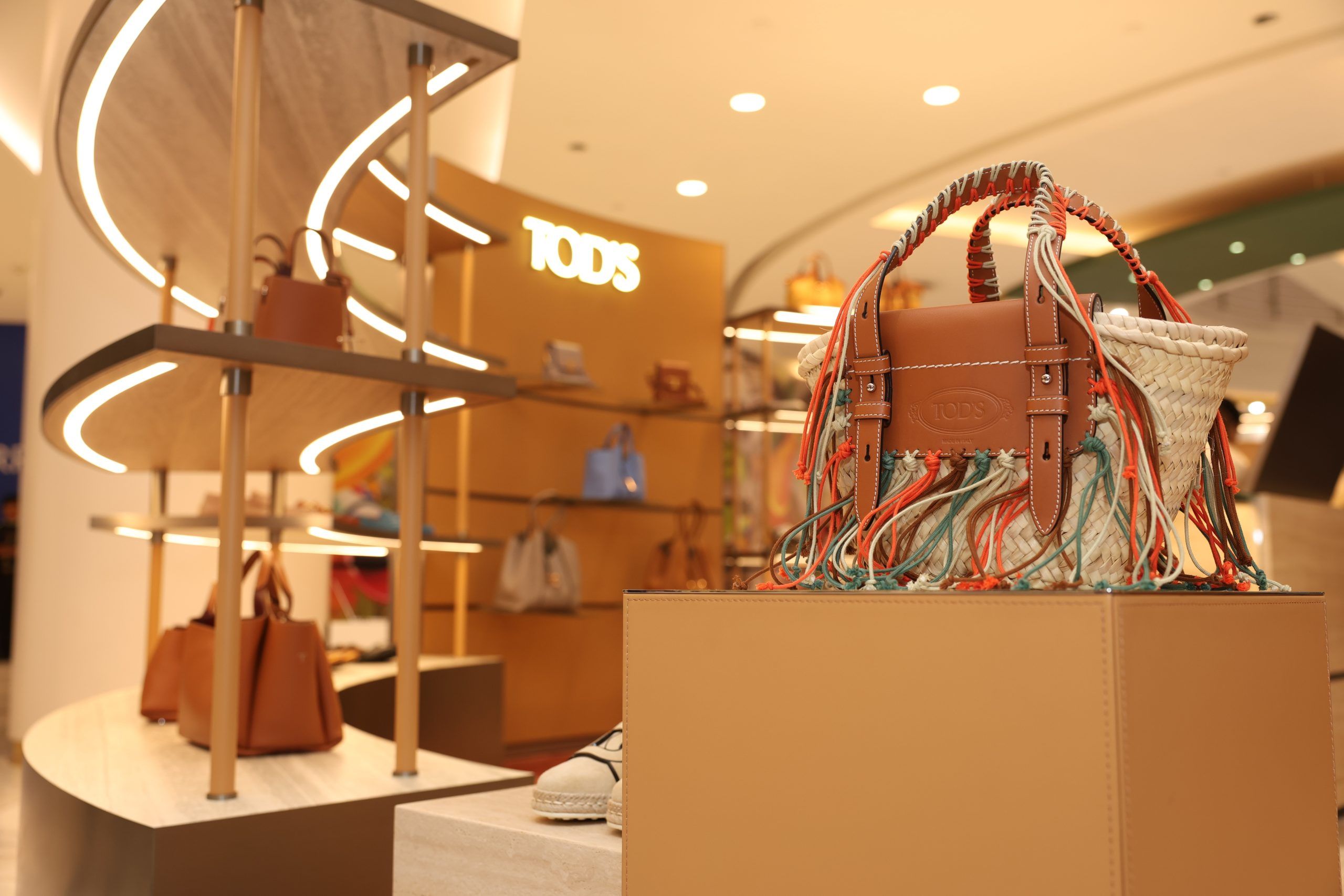 เครื่องหนัง TOD’S ชื่อดังจากอิตาลี เปิดตัว Pop-up Store ครั้งแรกในเมืองไทย