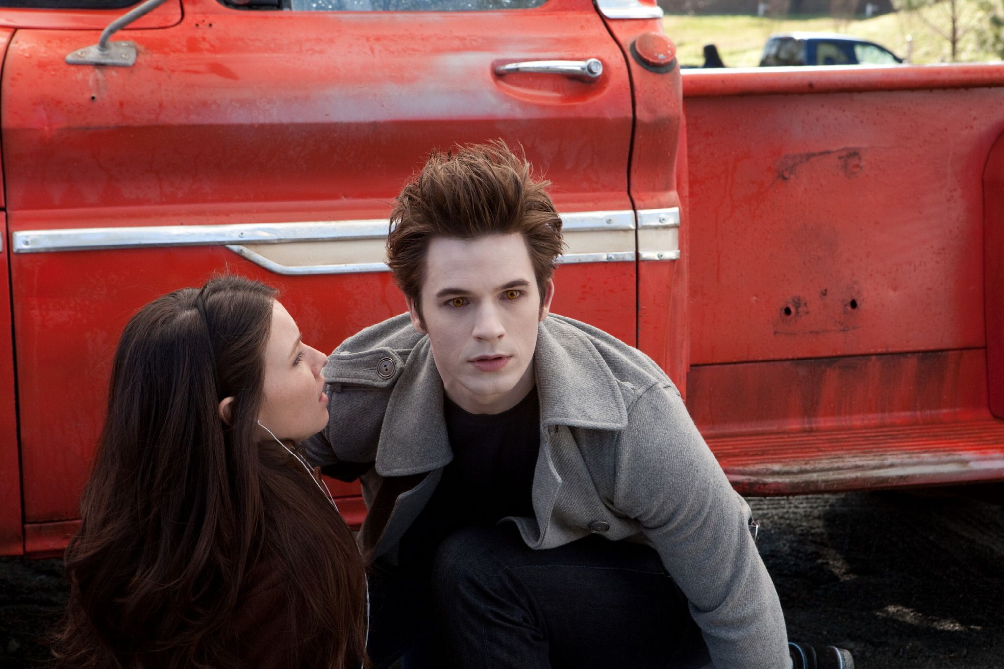 Vampire Suck ภาพยนตร์ล้อเลียนความไม่เมกเซนส์และความเฉิ่มเชยของ Twilight 