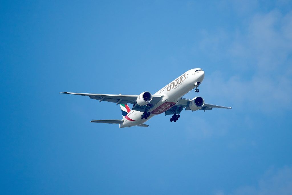 ที่นั่ง Business Class รีวิว กับสายการบิน Emirates