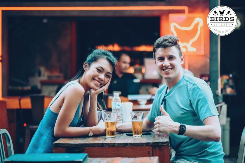 รวม 5 บาร์ ร้านนั่งดื่ม นั่งดริ๊งค์ สำหรับหนุ่มๆ หลังเลิกงาน ในกรุงเทพฯ