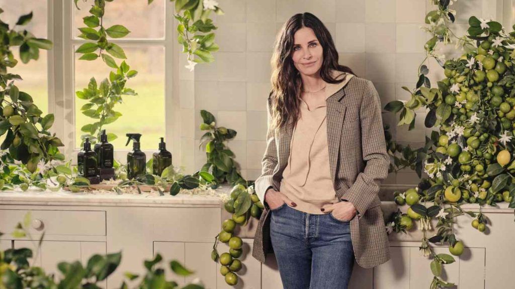 Homecourt ของ Courteney Cox ออกกลิ่นใหม่แรงบันดาลใจจากลูกสาวของเธอ