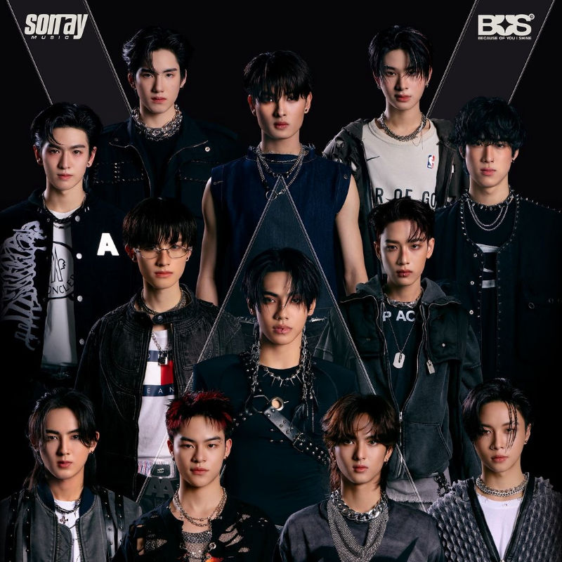 ส่องโปรไฟล์ 12 หนุ่มหล่อสมาชิกวง BUS Because of you I shine ไอดอลมาแรงแห่งวงการ T-POP