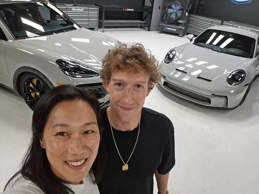 Mark Zuckerberg คัสตอมเพื่อภรรยา! นำ Porsche Cayenne Turbo GT เป็นมินิแวน