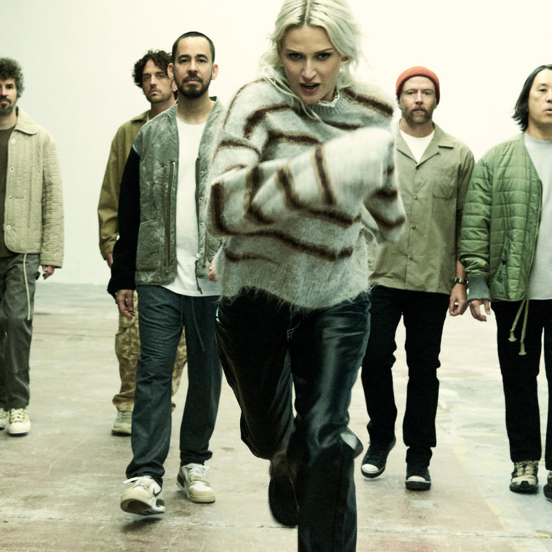 รีวิวเพลงใหม่วง Linkin Park “Over Each Other” ที่เต็มไปด้วยอารมณ์ เข้มข้น เสียงสุดเท่ของสาว Emily Armstrong
