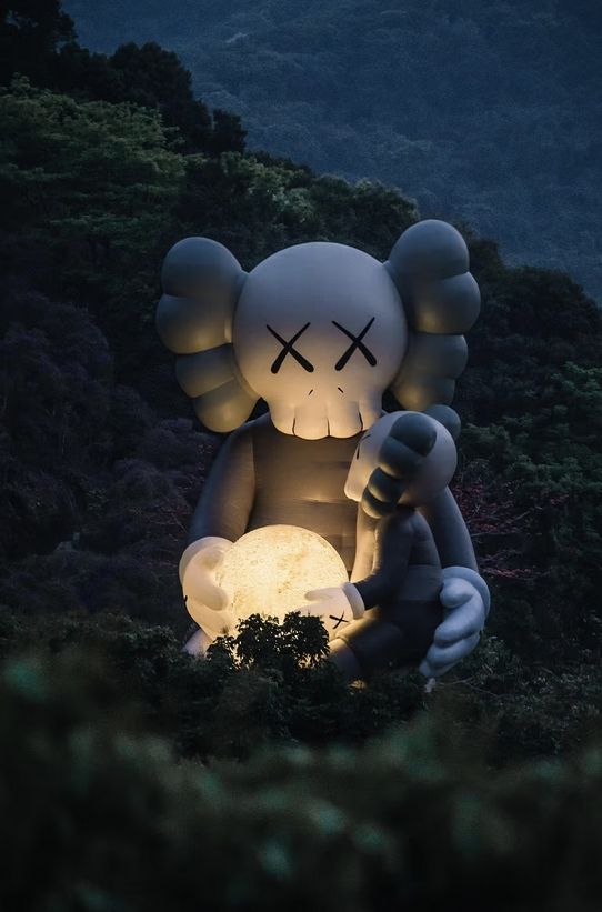 KAWS: HOLIDAY ส่งท้ายเดือนพฤษภาคมด้วยการมาถึงสนามหลวง!