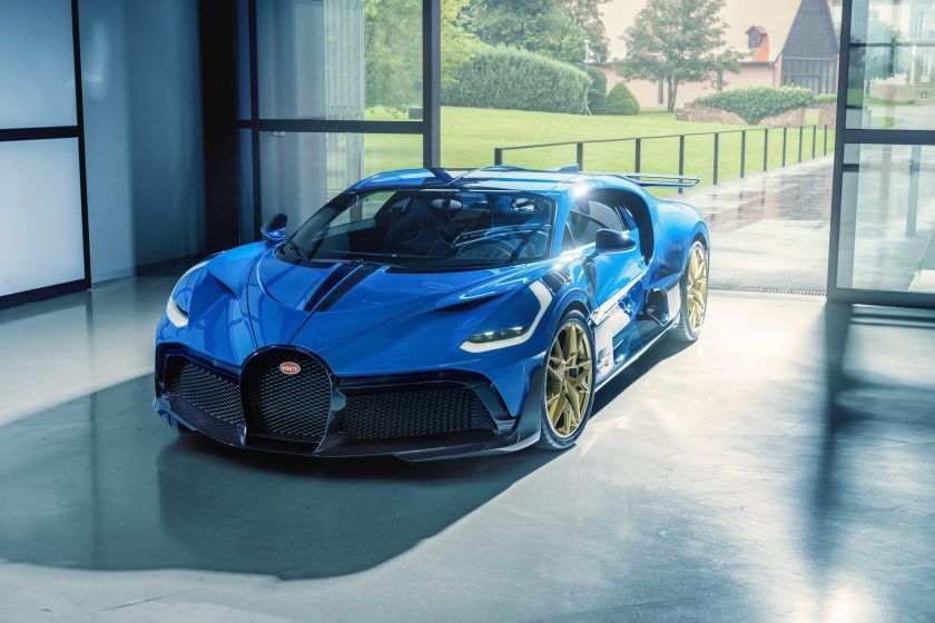 Bugatti Divo – 5.8 ล้านเหรียญสหรัฐ (เงินไทย 185,309,967 บาท)