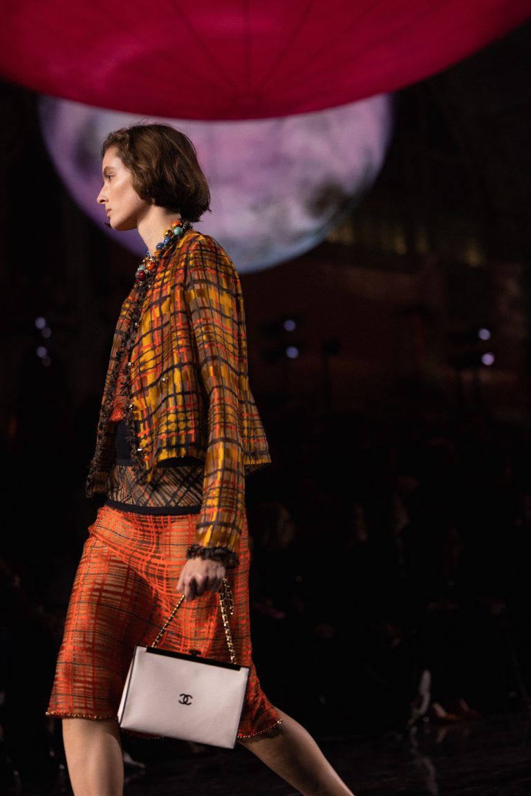 Chanel SS26 Matthieu Blazy เปิดตัวคอลเลกชันแรกอย่างน่าจับตามอง